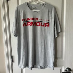 Mens Under Armour t-shirt